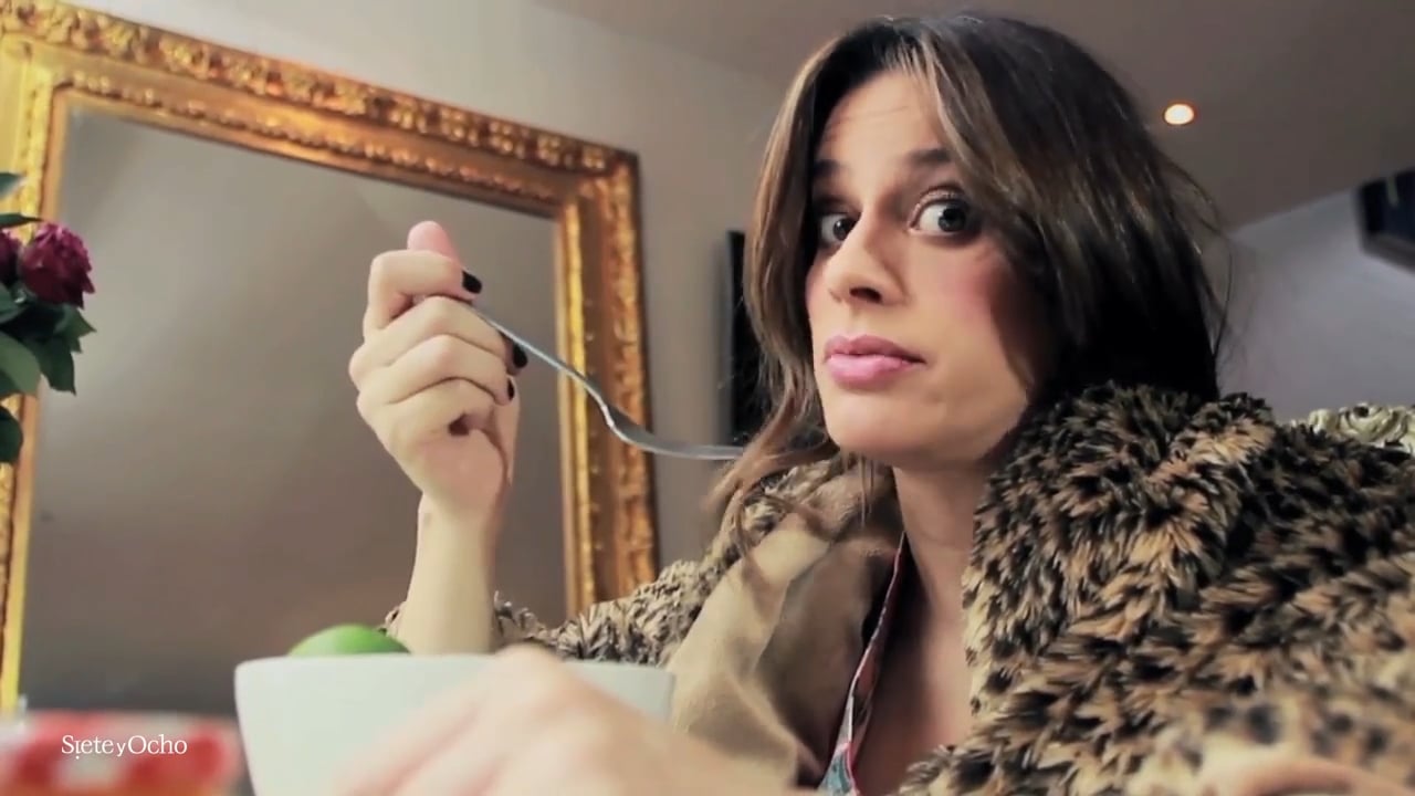 Antonia - E2: ¿Feliz día de la madre?