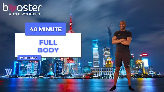 40' Full Body Training in front of the Shanghai Skyline