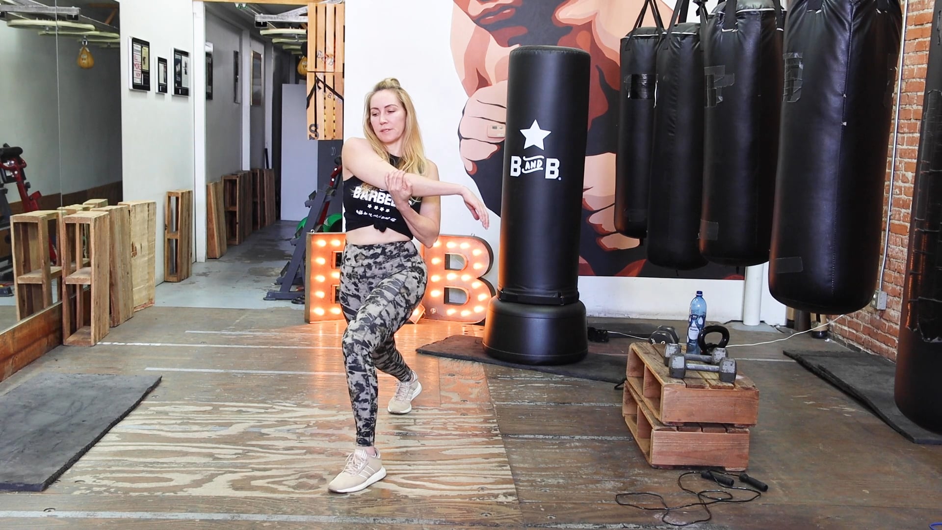 30 Min Bi's & Buns Workout 