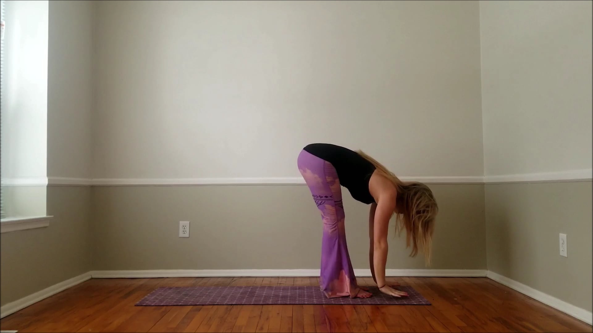Good Morning Yoga: Flexibility Slow Flow for Legs