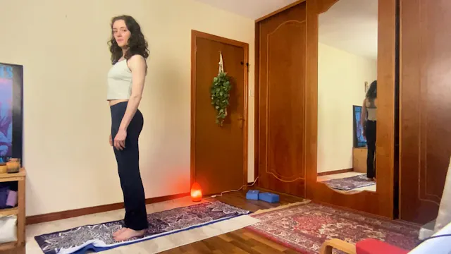 � 23-Min Vinyasa Flow Pilates | Stren...