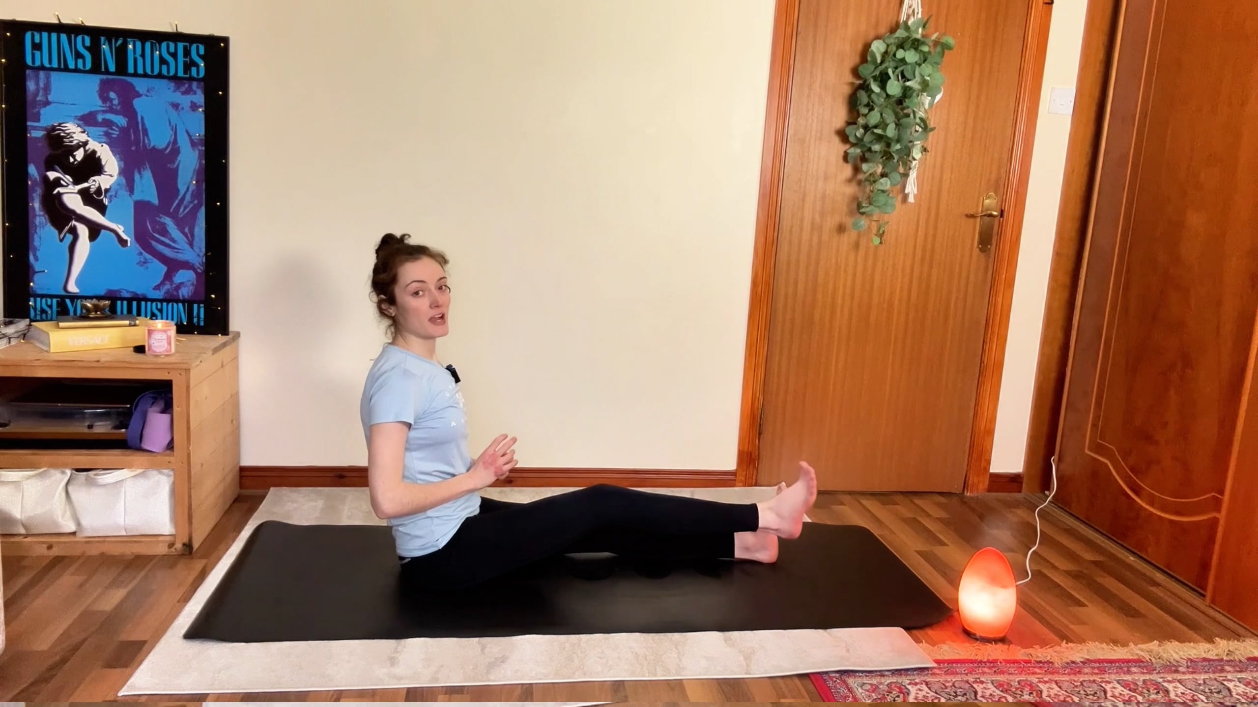 � 26-Min Pilates for a Fresh Start | Twists, Folds & Breathwork Reset