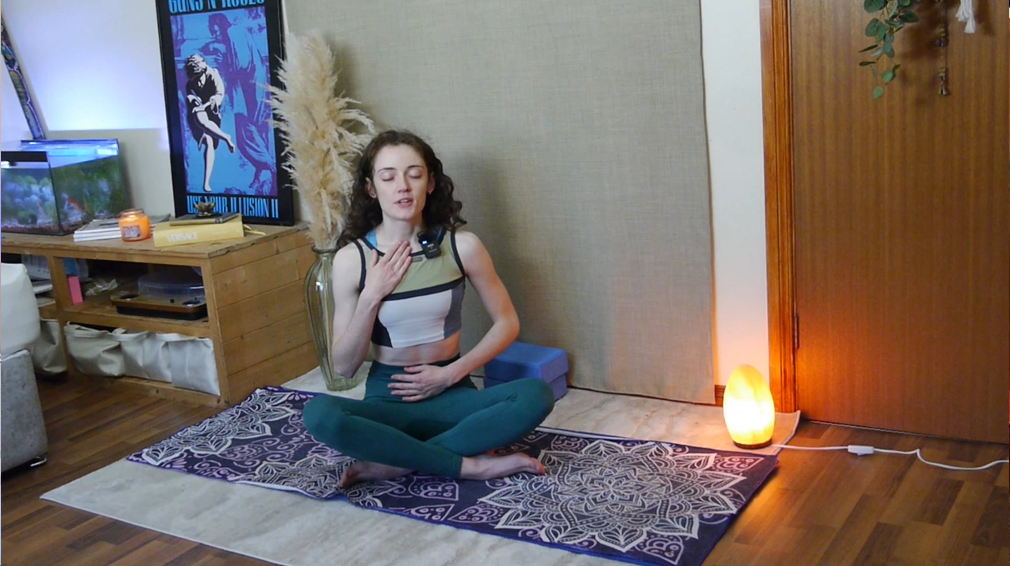 � 28-MIN VINYASA FLOW FUNDAMENTALS | Strength, Balance & Breath Awareness