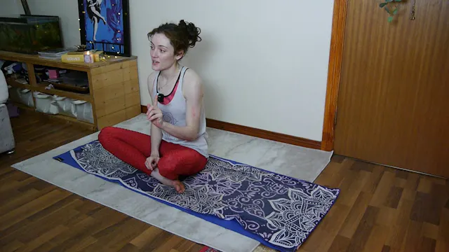 ✨ Cat-Cow Flow & Glute Activation for...