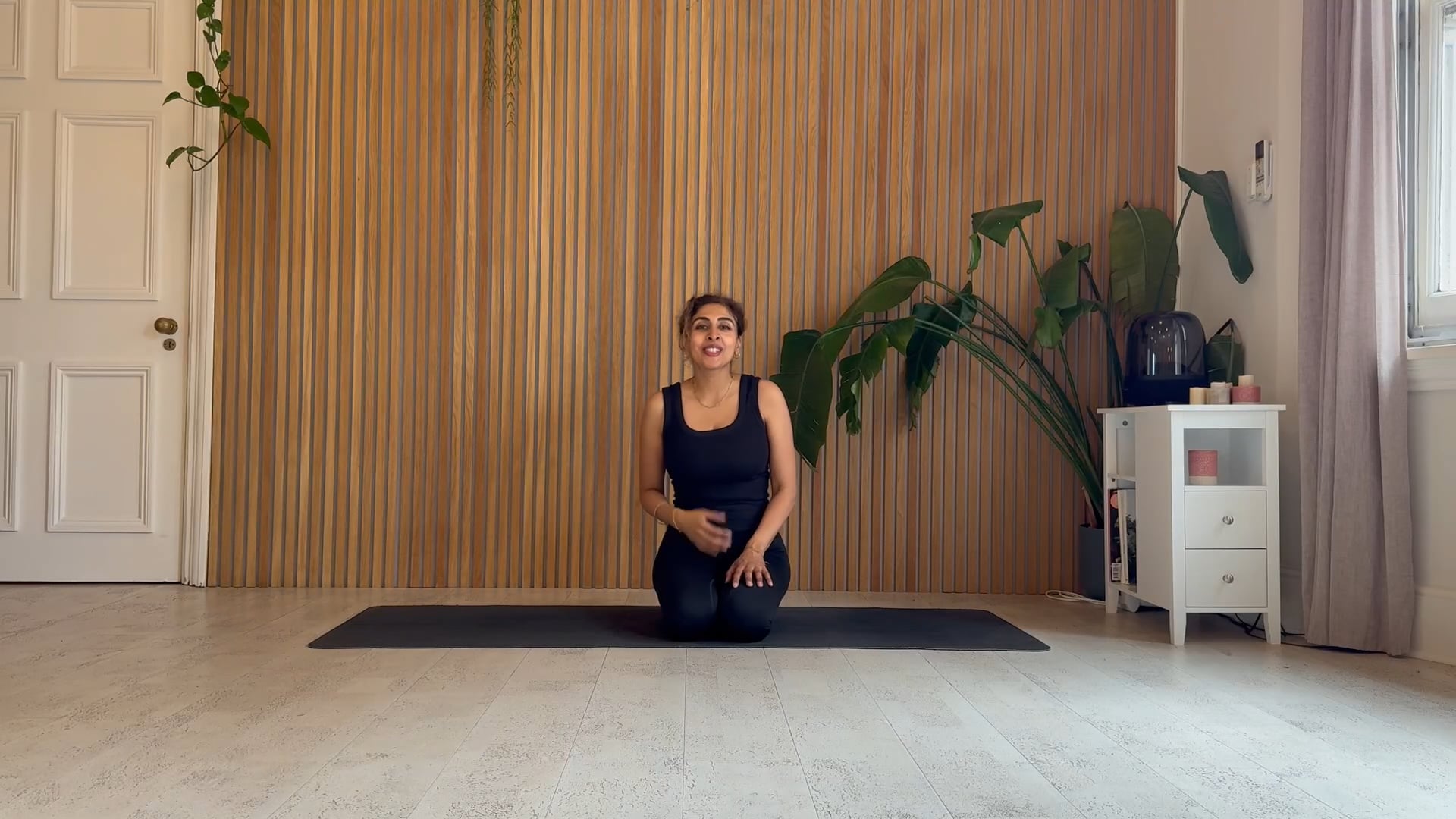 19 Min Lower Body Pilates (Beginner Friendly)