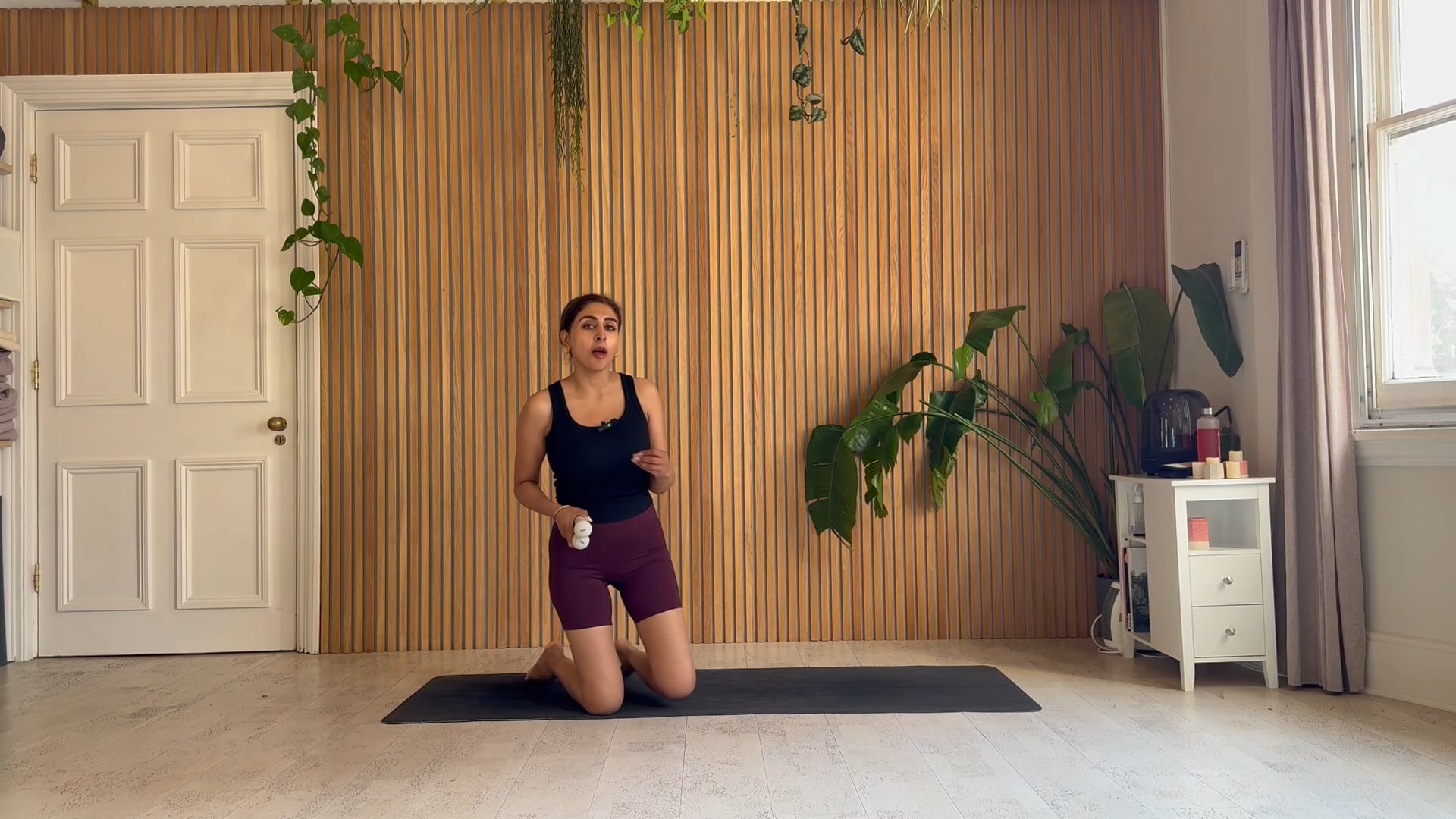 NEW - 25 Min FULL BODY Form Focus Pilates 