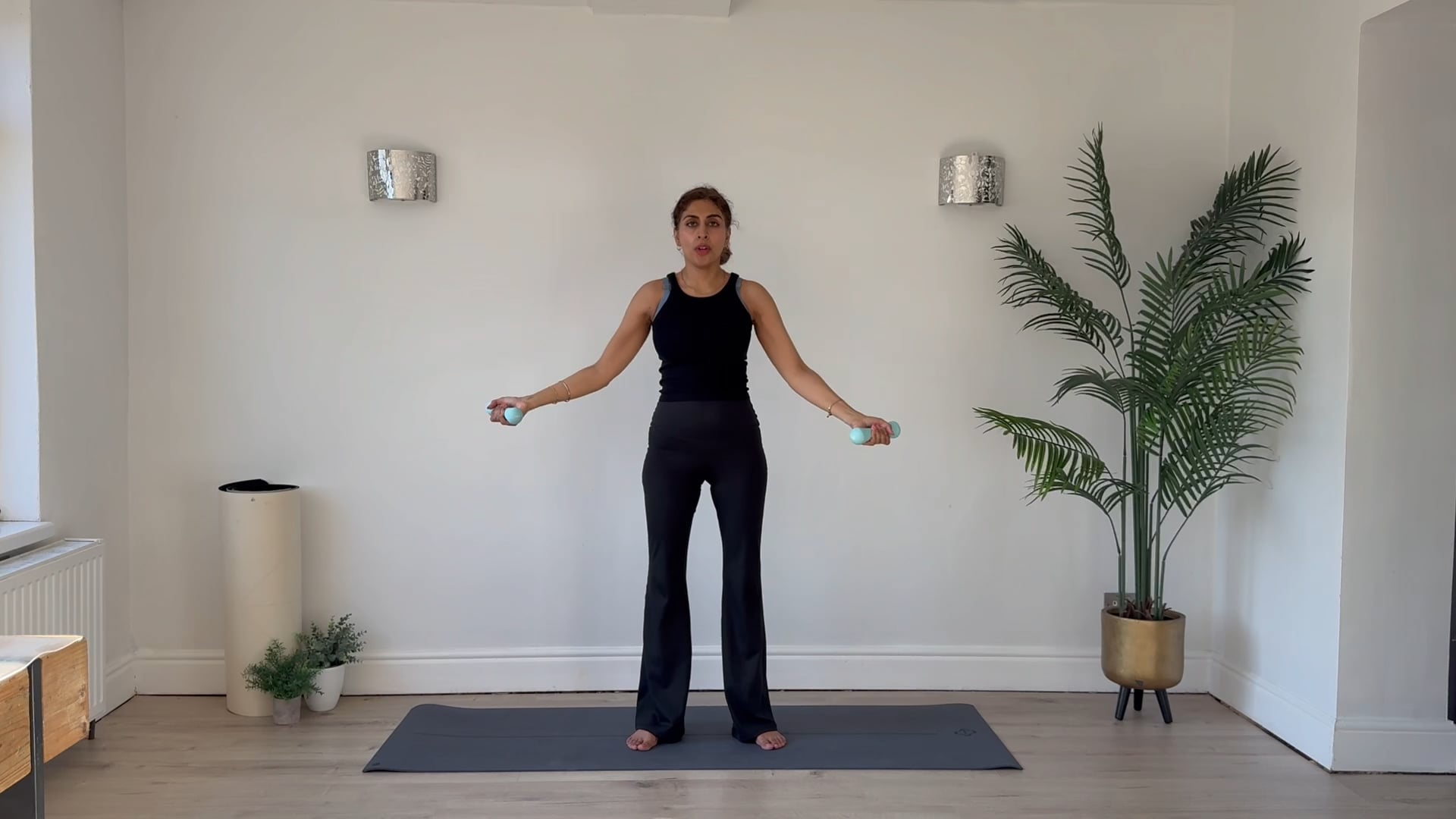 16 Min Toned Arms with hand weights