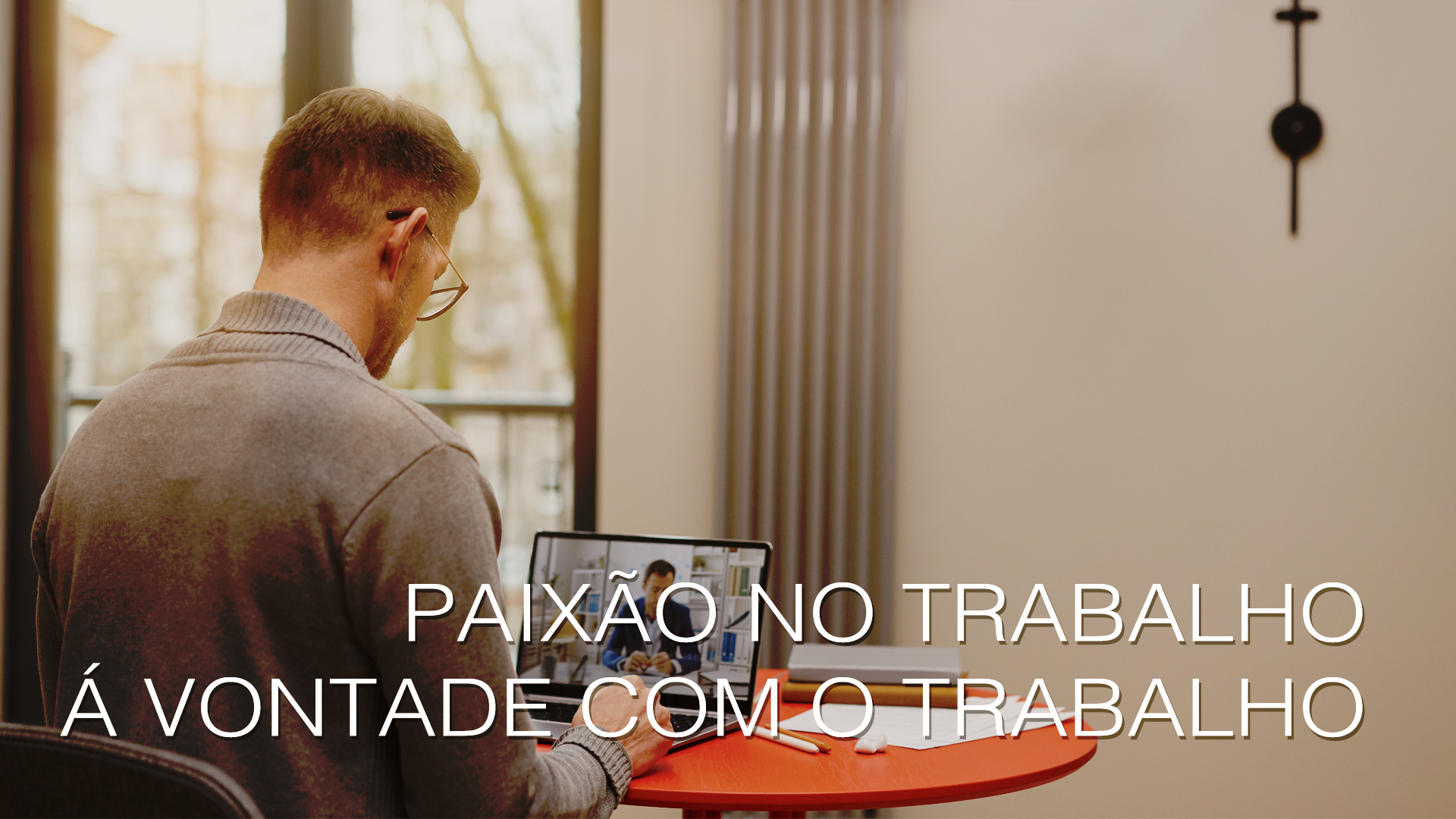 At Home With Work (Portuguese)