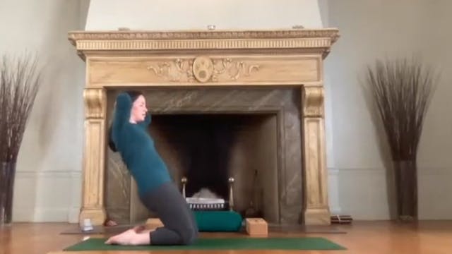 Vinyasa Flow with Rebecca 4