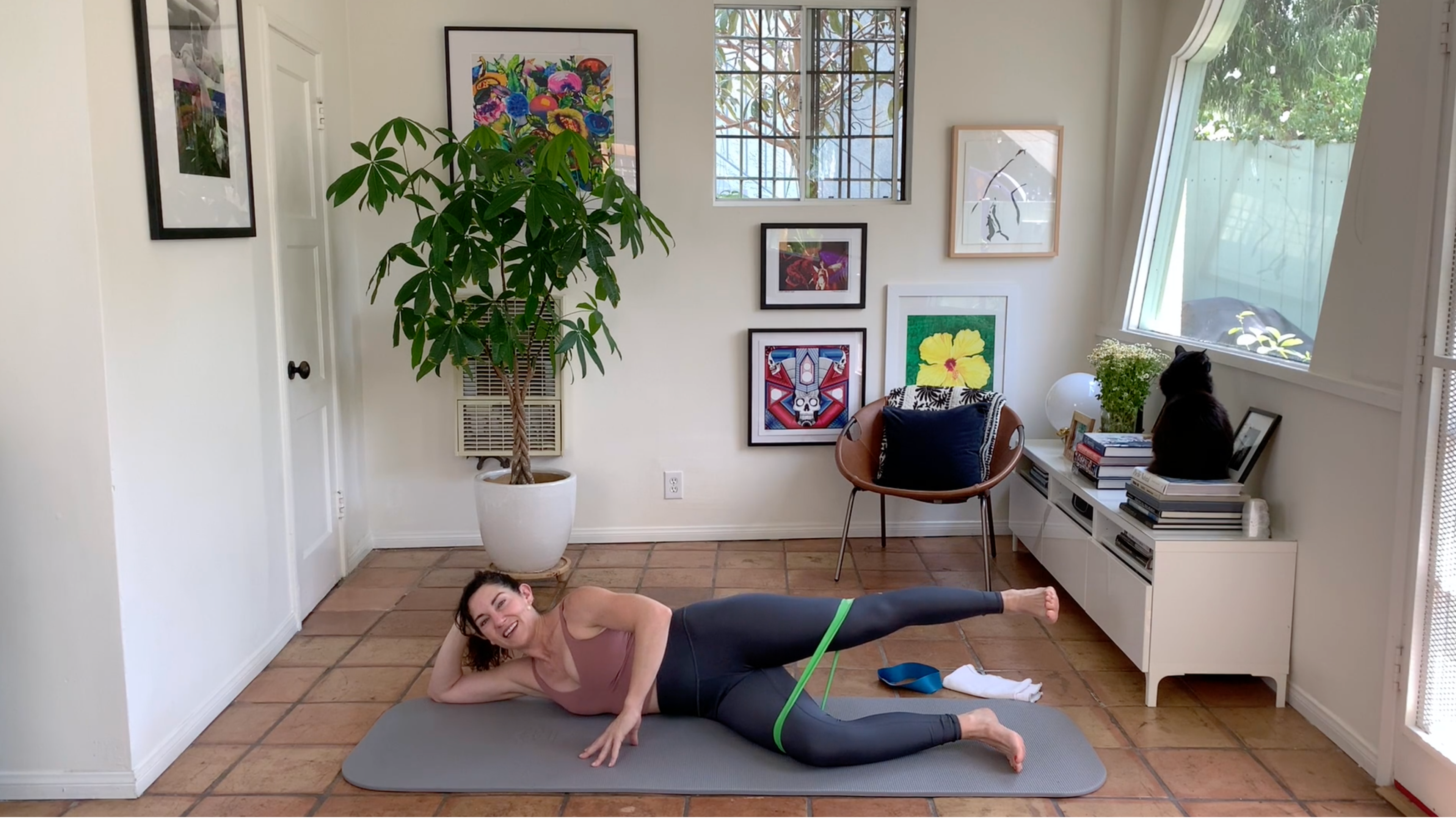 Intensify your Side Kicks w/ the Band