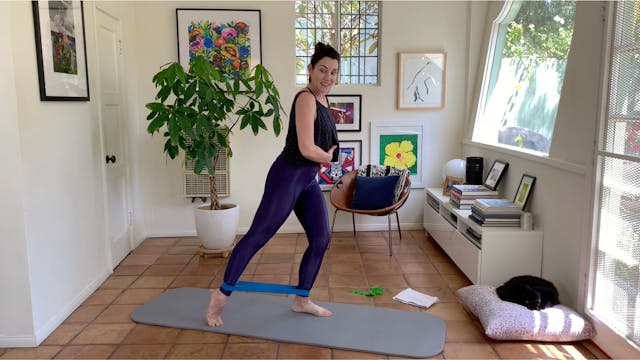 Glutes & Hips w/ the BAND!