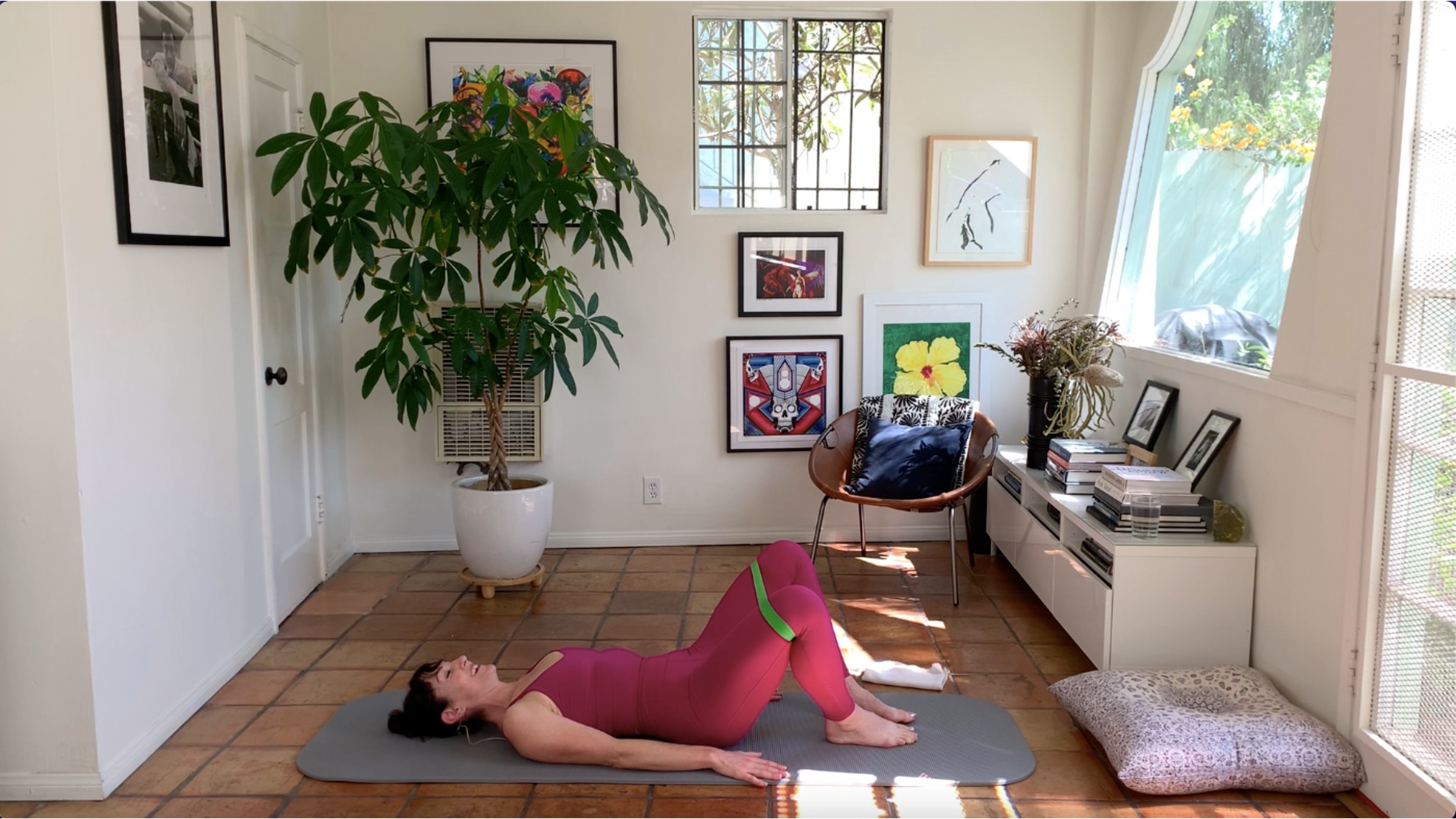 10 min - Glute Band Activation