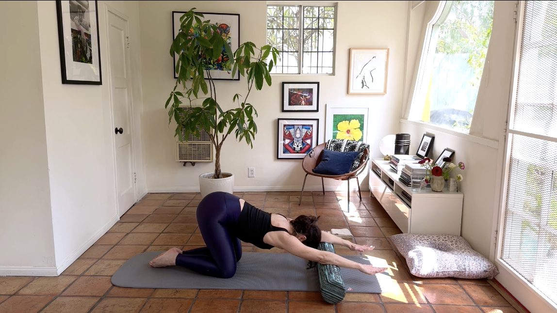 10min Foam Roller When You're Sore