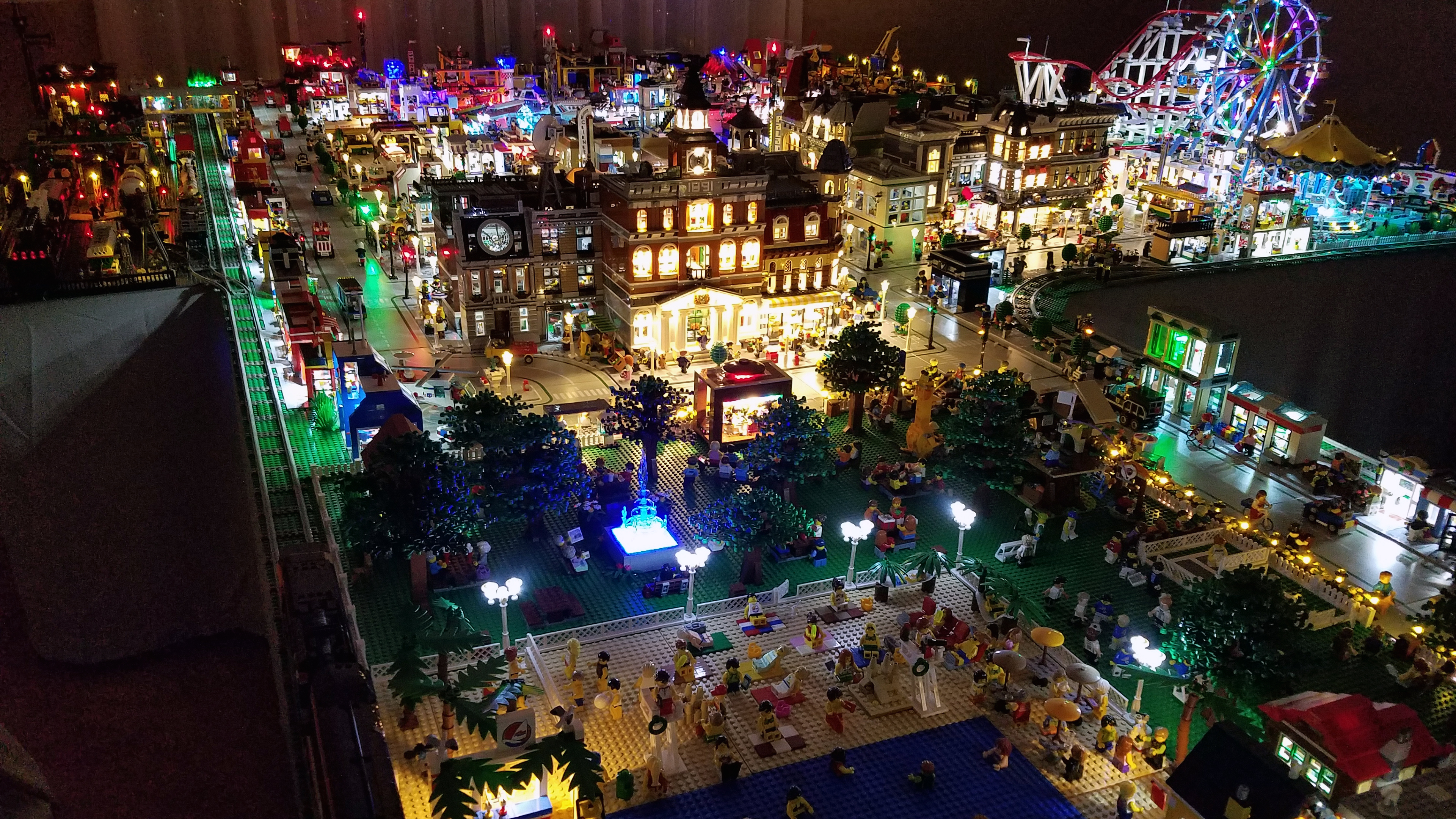 Nighttime LEGO City Videos Brick City Lights World s Largest