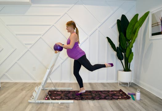 Bump at the Barre®: Prenatal Barre Tr...