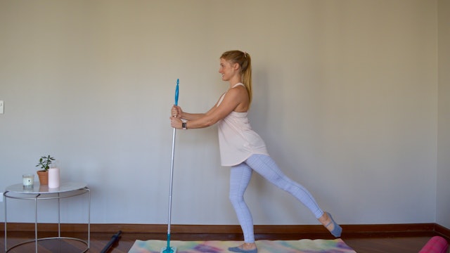 Express Barre with Broom