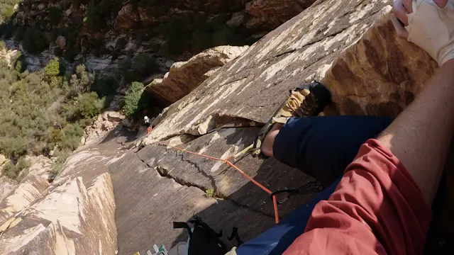 Red Rock Canyon | Ginger Cracks (5.9) Pitches 1-4