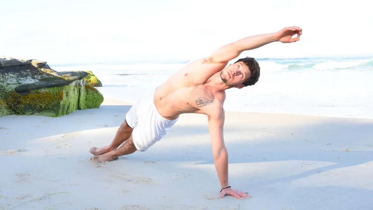 Core in Four: 4-Week Yoga Series for Core Strength