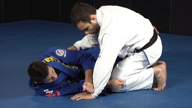 111 Half Guard Techniques Vol 3 Half Guard Scissor and Deep Half Guard by Caio Terra - Japanese