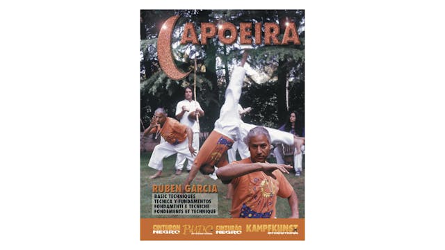 Capoeira by Ruben Garcia