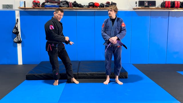 GC 10. Georgian pick up