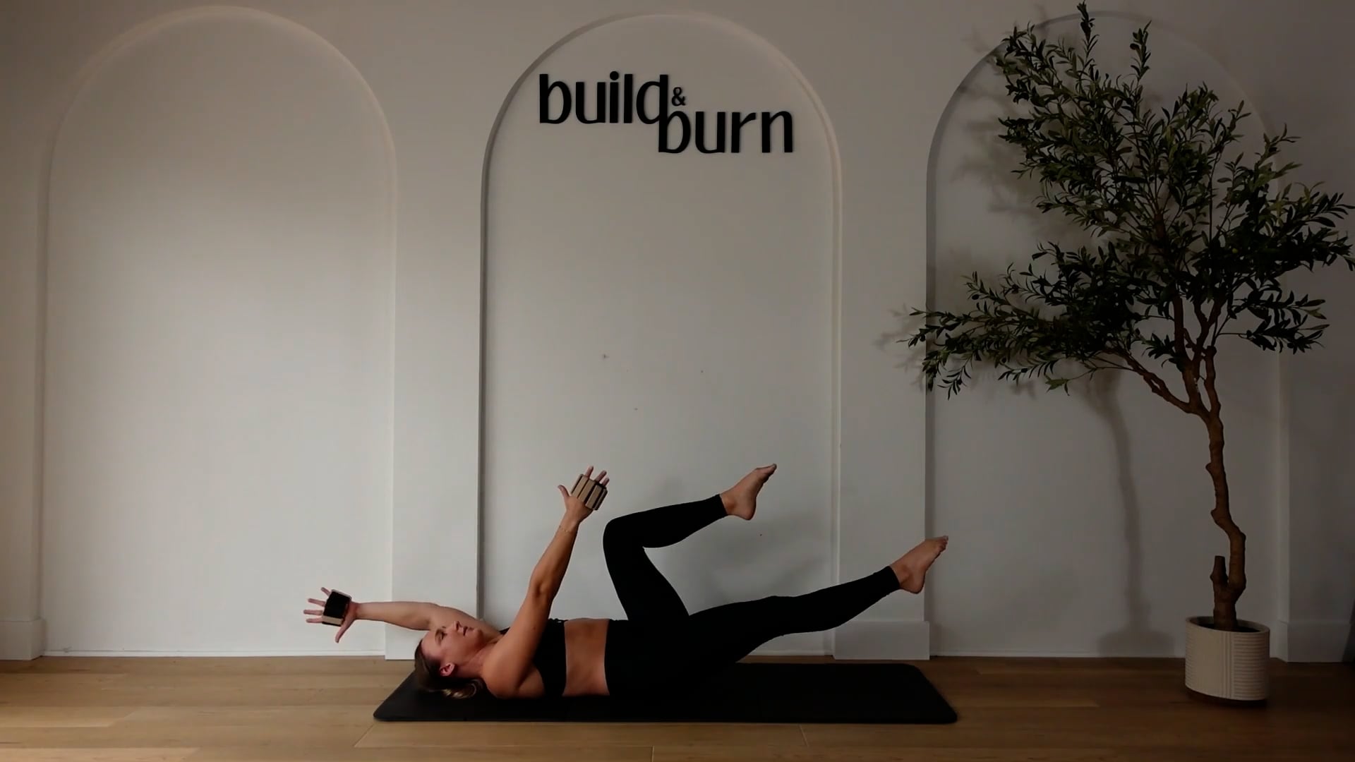 30-Minute Upper Pilates Flow