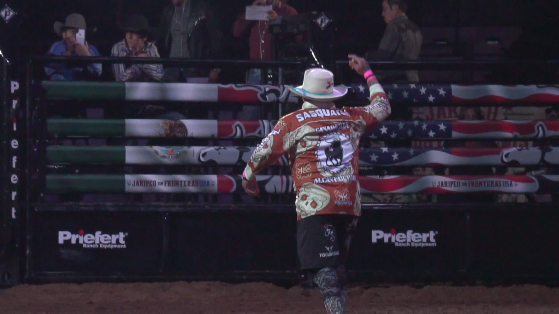 San Diego - Andres Gonzalez full speed