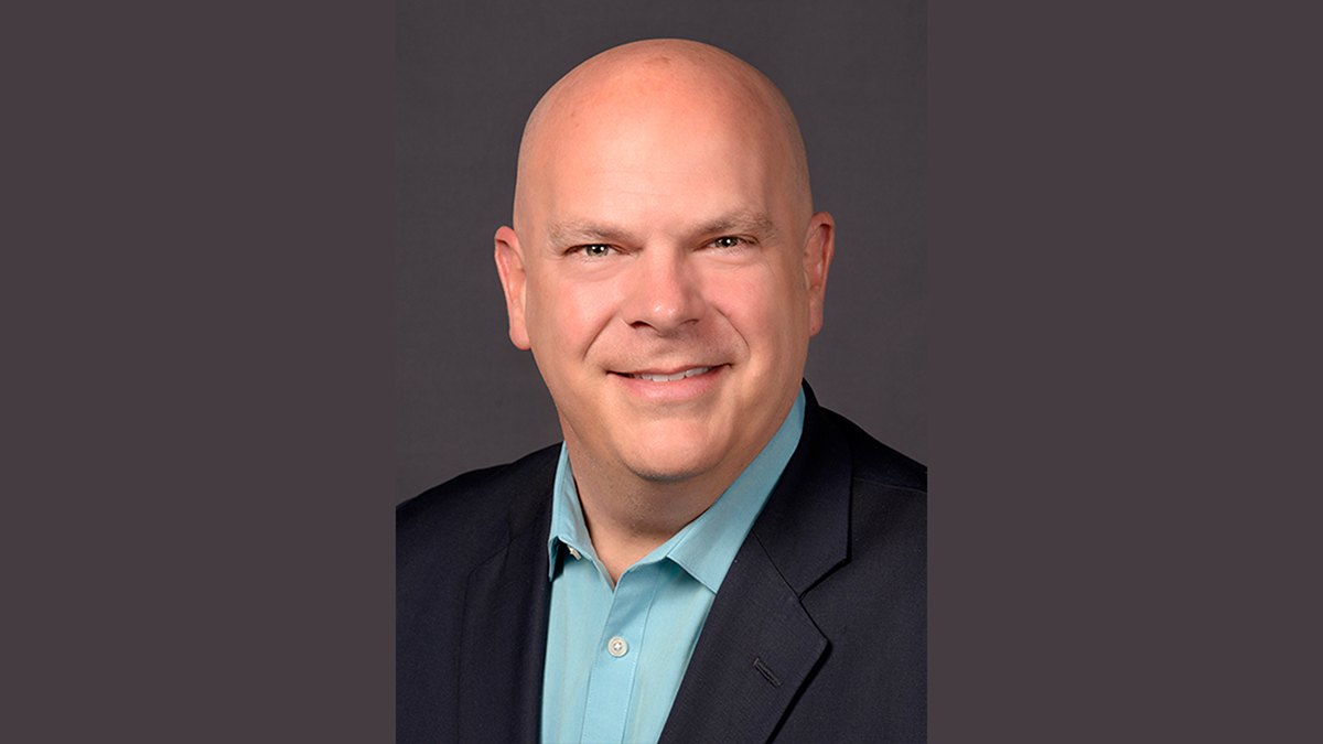 Duckwall Artist Series: Oliver Worthington