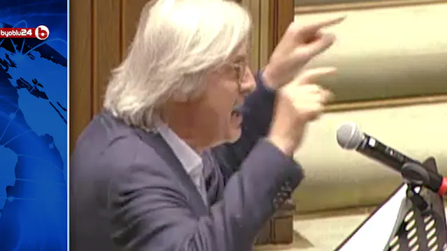 SGARBI SULLO STATO DI EMERGENZA: "UNA...