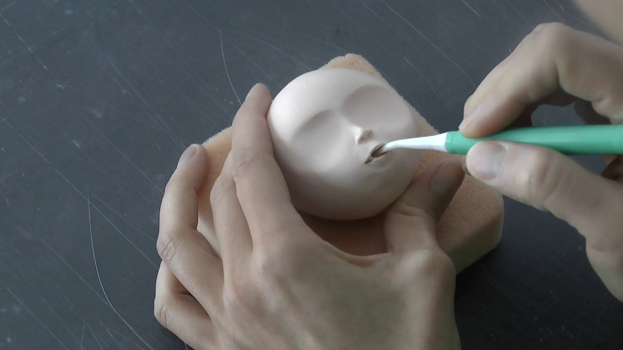 McGreevy Cakes Sculpted Face Tutorial