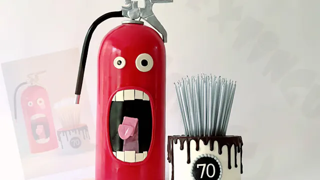 Fire Extinguisher Cake: Part 1