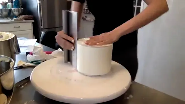 Live! Perfect Buttercream/Ganache Tie...