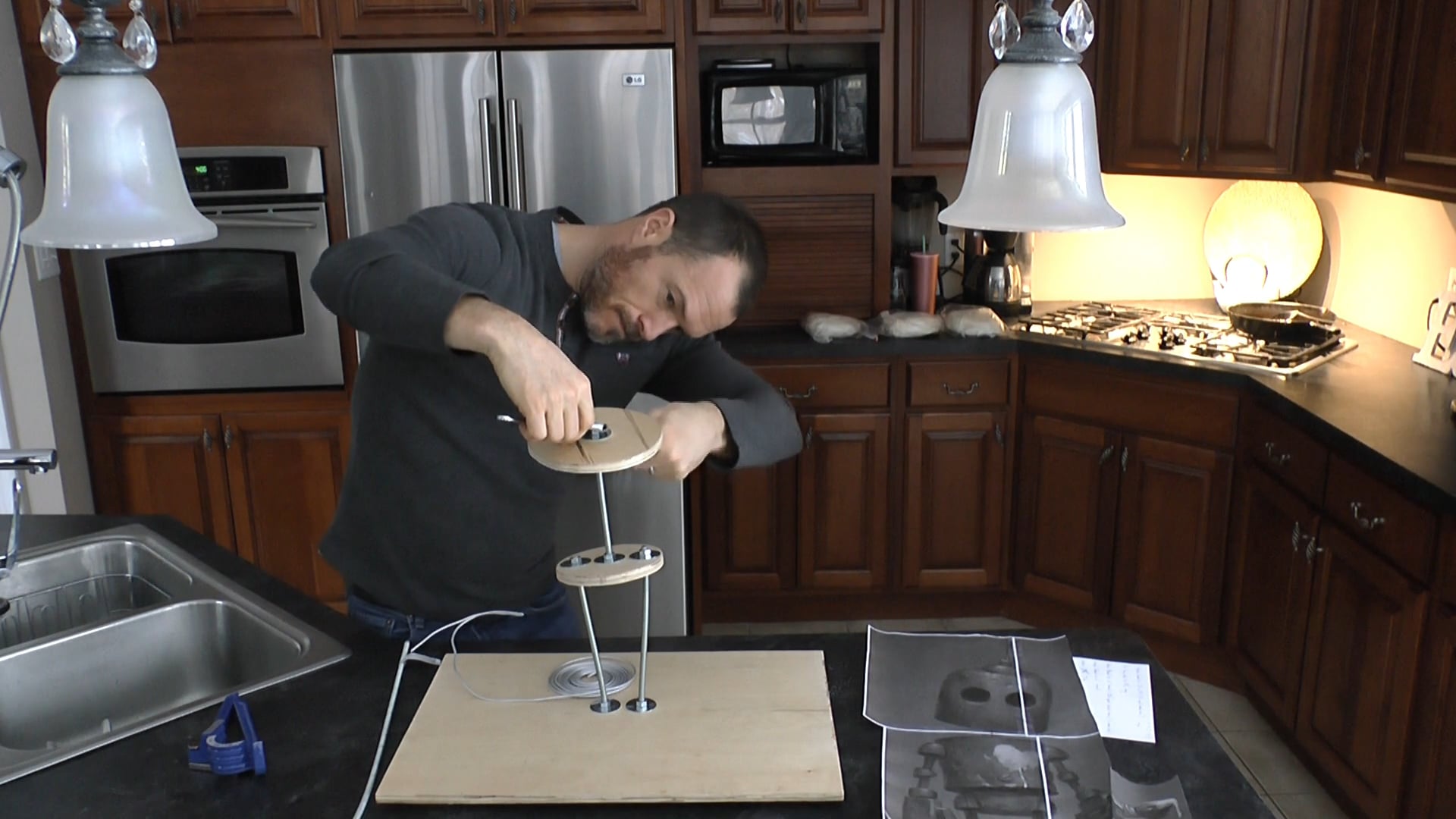 Robot Cake Tutorial; part 1