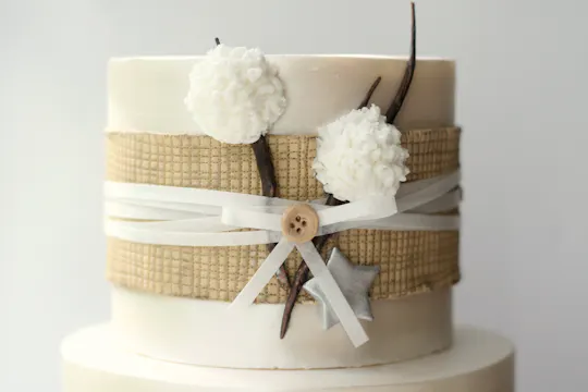 Burlap & pearl finish