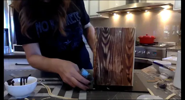 Live! Easy Wood GrainFinish, Whitewas...
