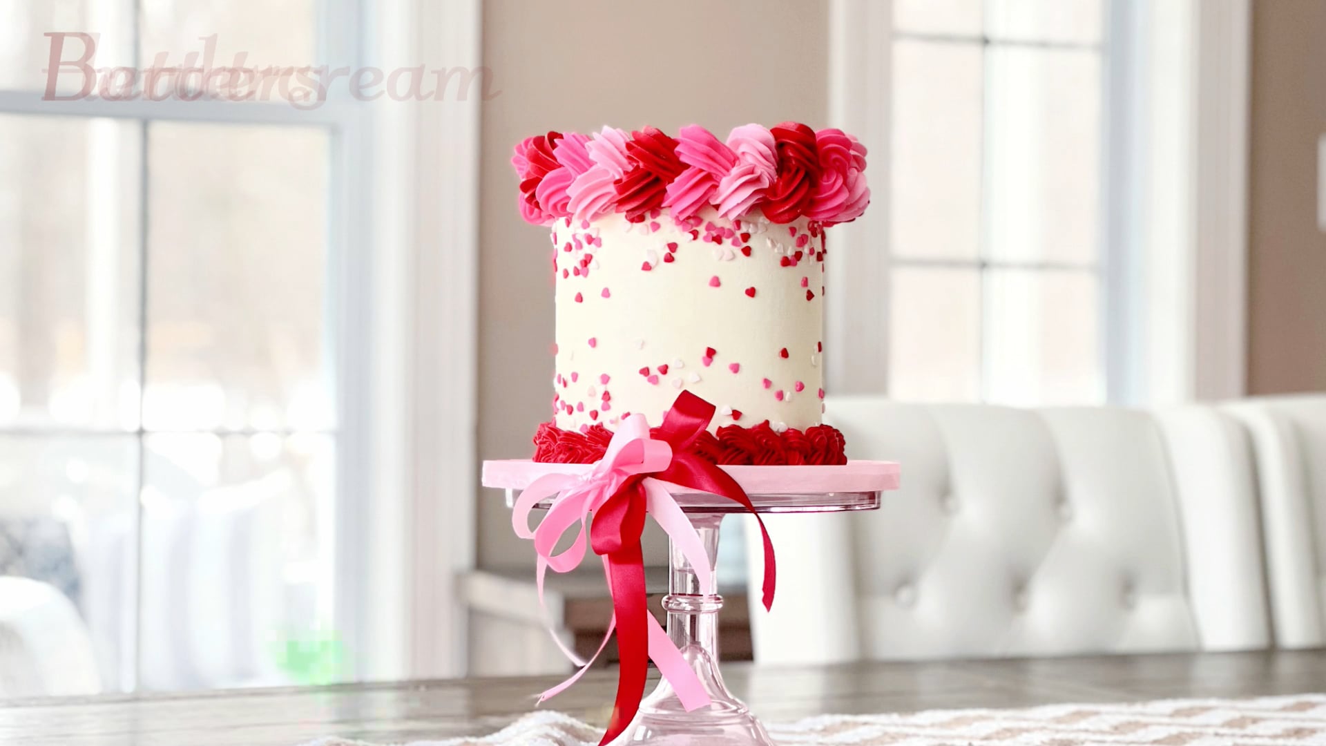 Buttercream Hearts Piped Borders