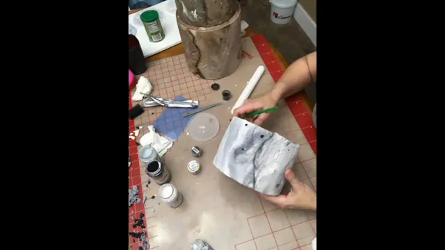 Live With Lisa; Creating a Stone Effect!