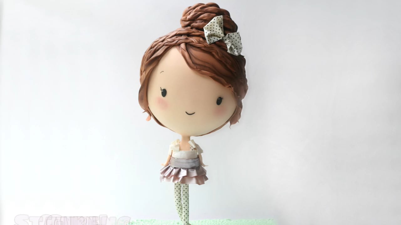 Standing Girl Structured Cake: Part One