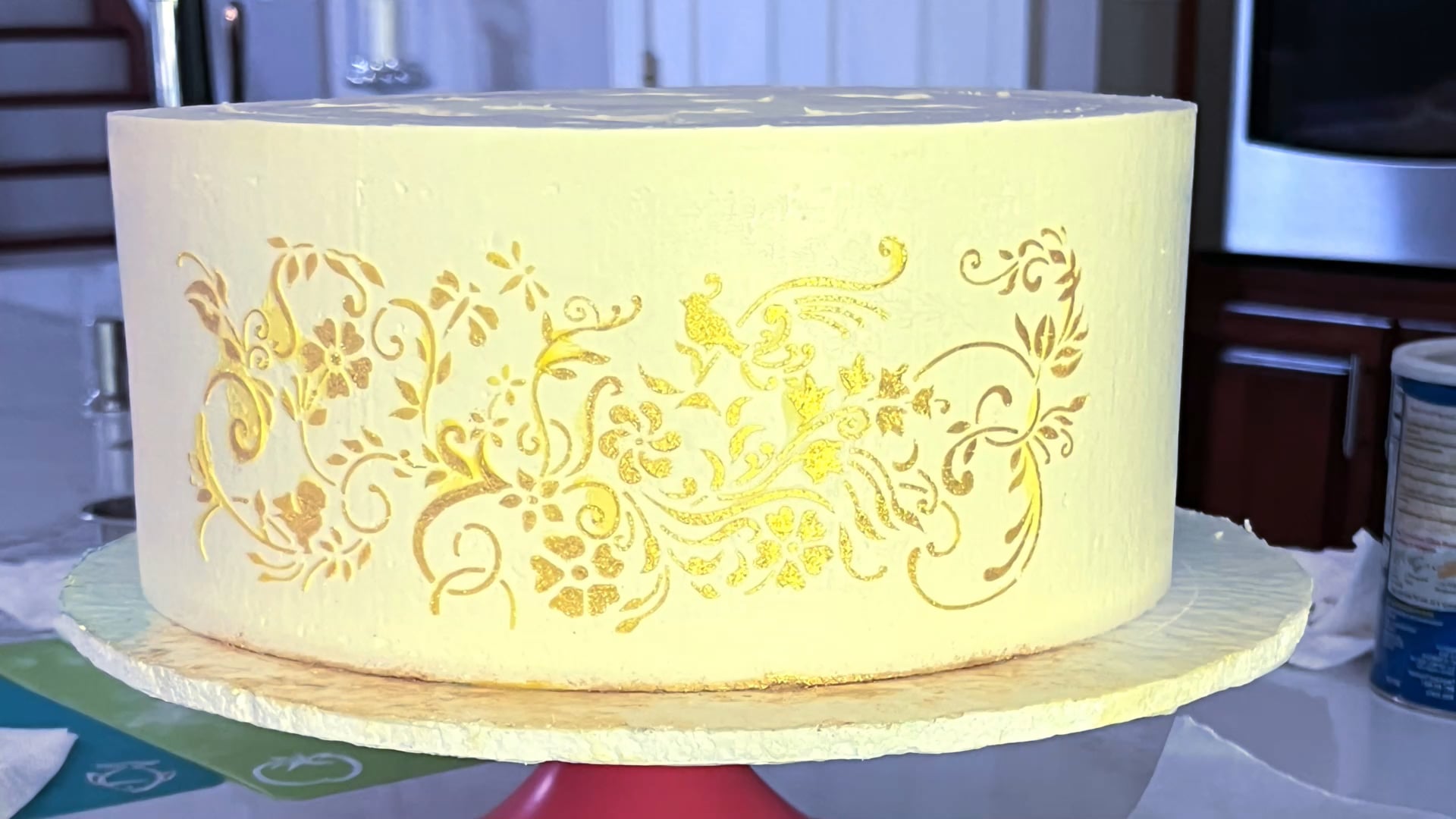 Gold Glitter Stenciling on Buttercream