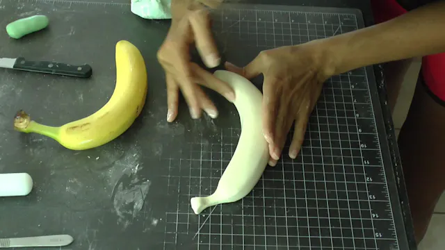 How to Model a Banana