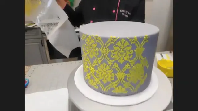 Live!  Stenciling with Garima of Tier...