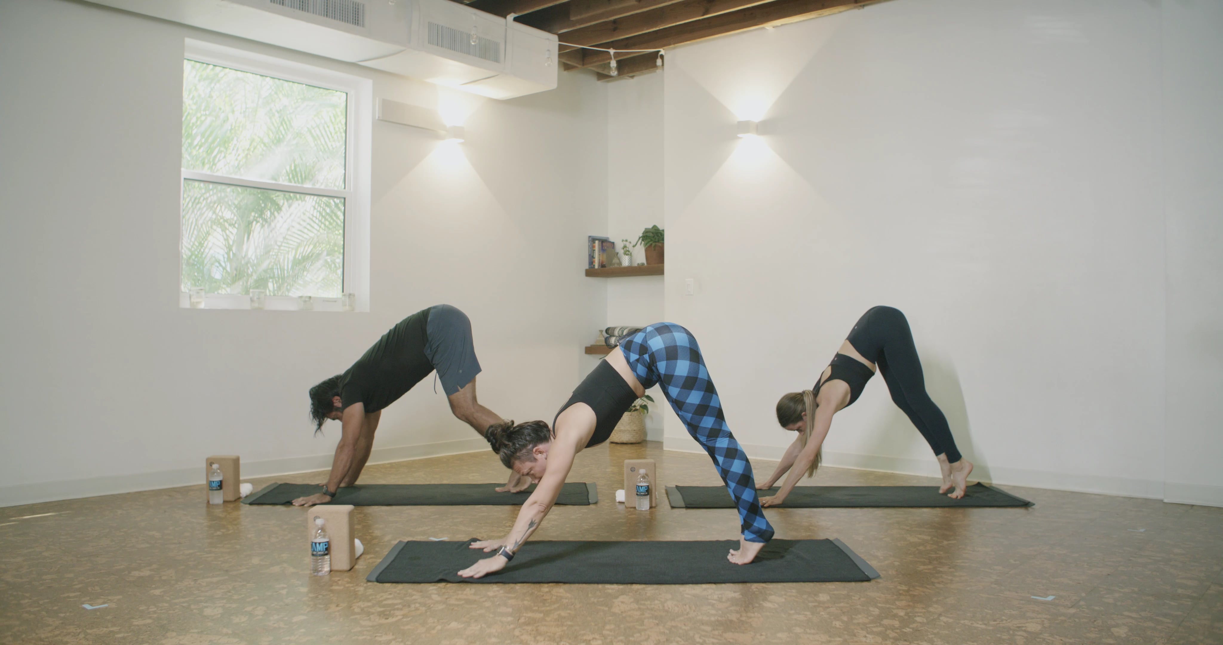Yoga - Flow to Fly with Luc