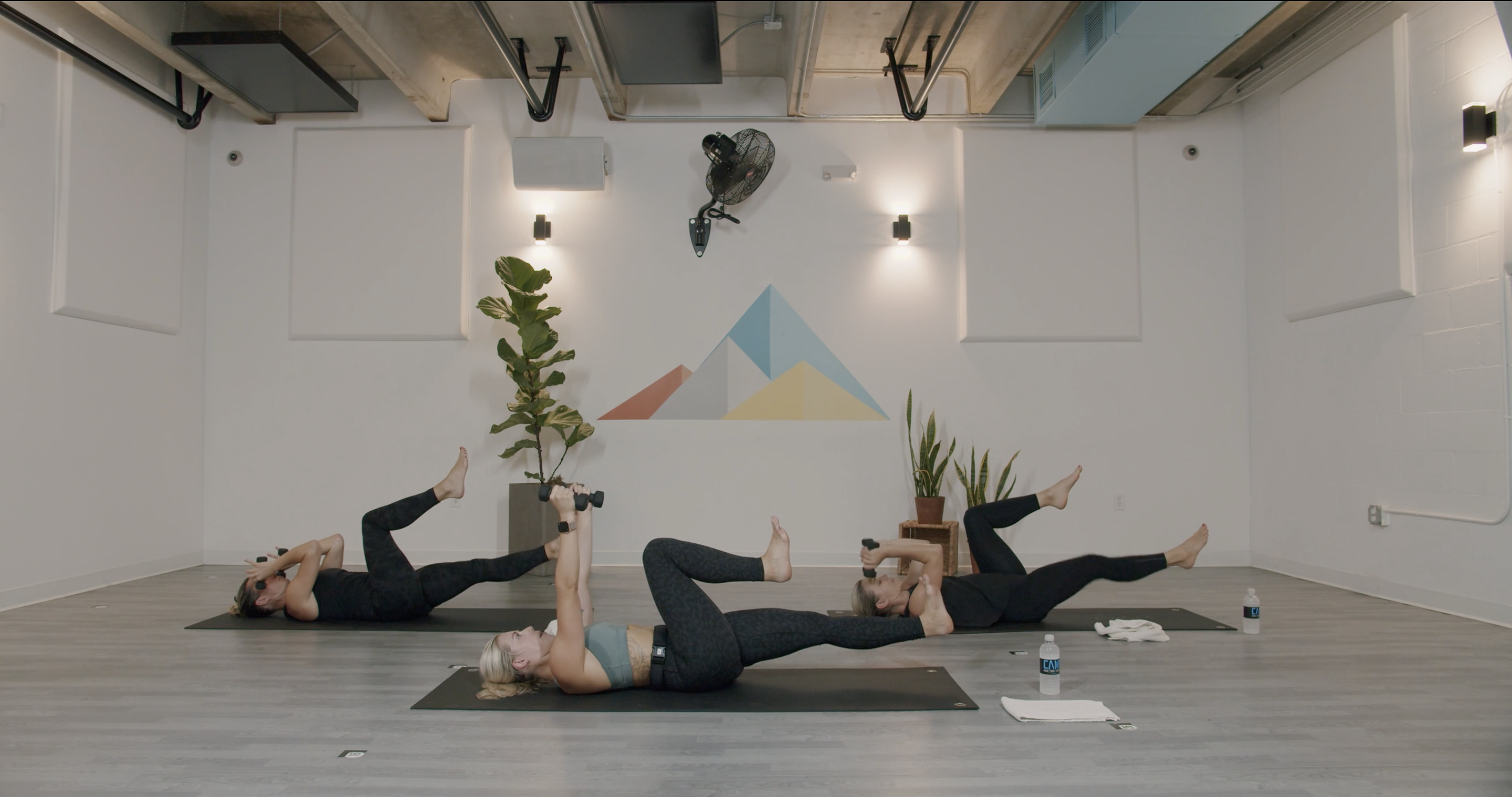 HIIT - Arms + Abs with Summer 