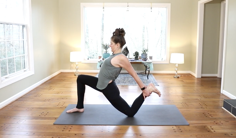 Natarajāsana and Walking Uṣṭrāsana