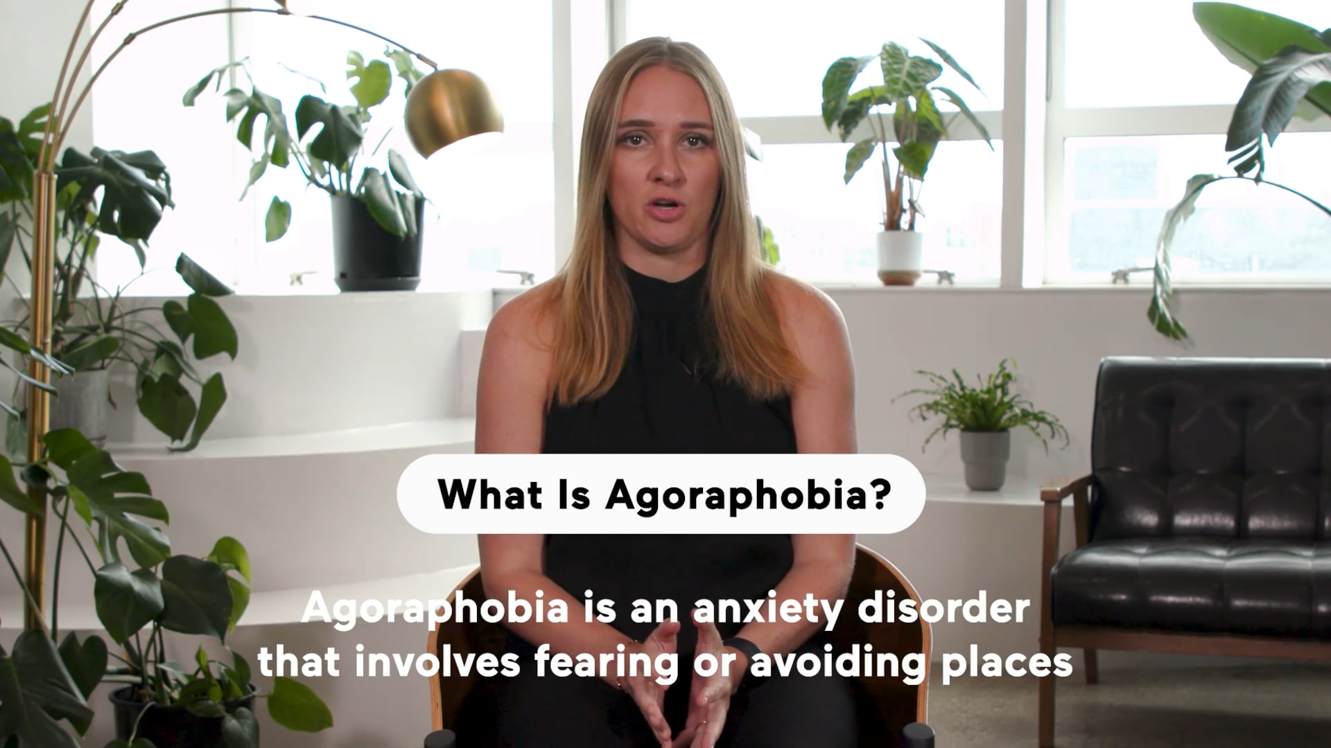 What Is Agoraphobia? (Highlight)