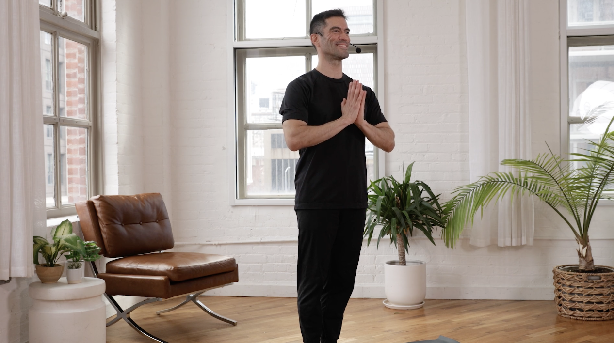 Yoga de pie para liberar la tensión (Español)