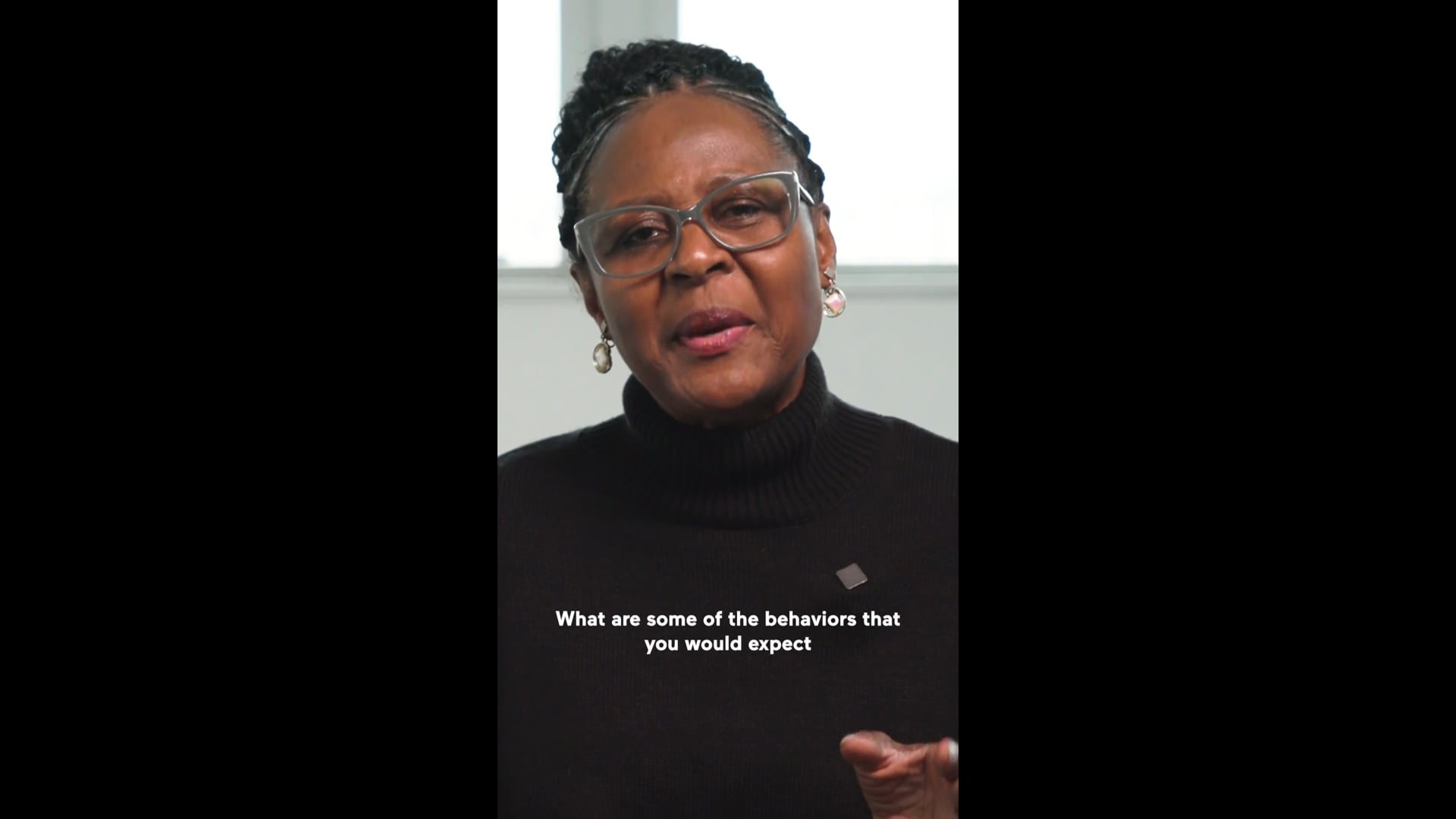 Traits Of A Proactive Employee (Highlight)