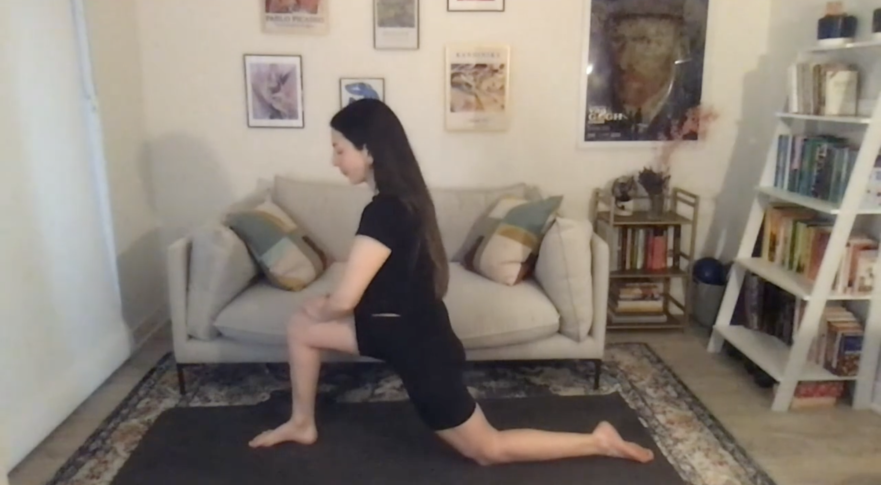 20 Min Stretchy Yoga Flow at Home