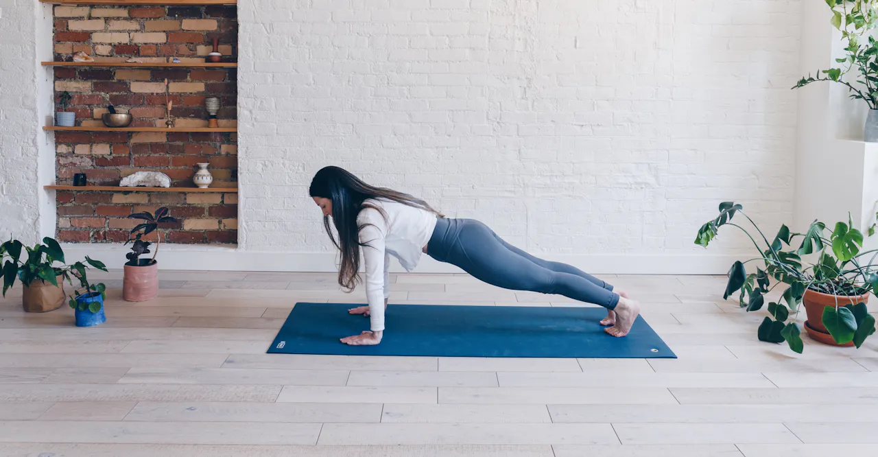 20 Min Pilates Core At Home Caravan