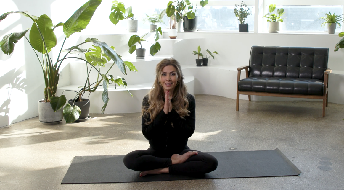 (العربية) تمدد أسفل الظهر